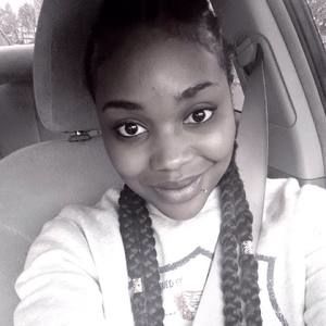 Meet your Posher, Yolanda